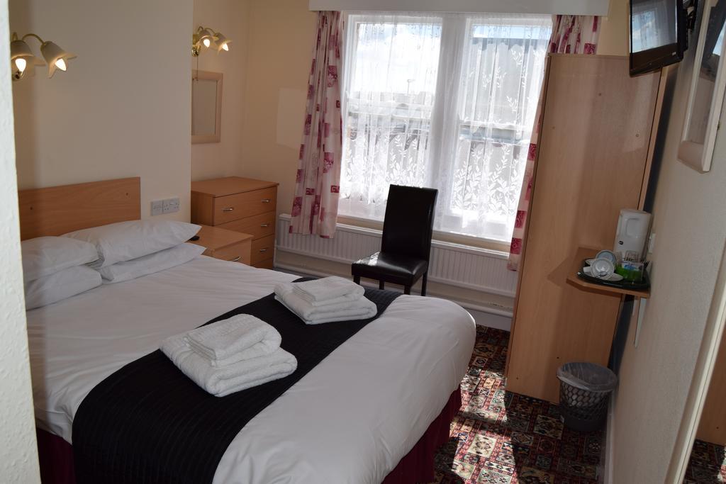 Westminster Hotel Ріл Екстер'єр фото